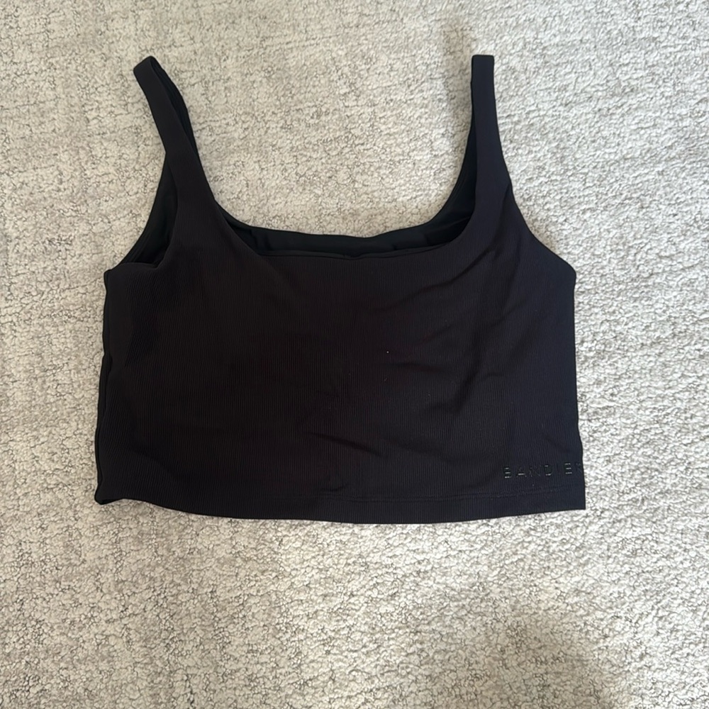 Bandier Women’s ribbed cropped workout tank size medium